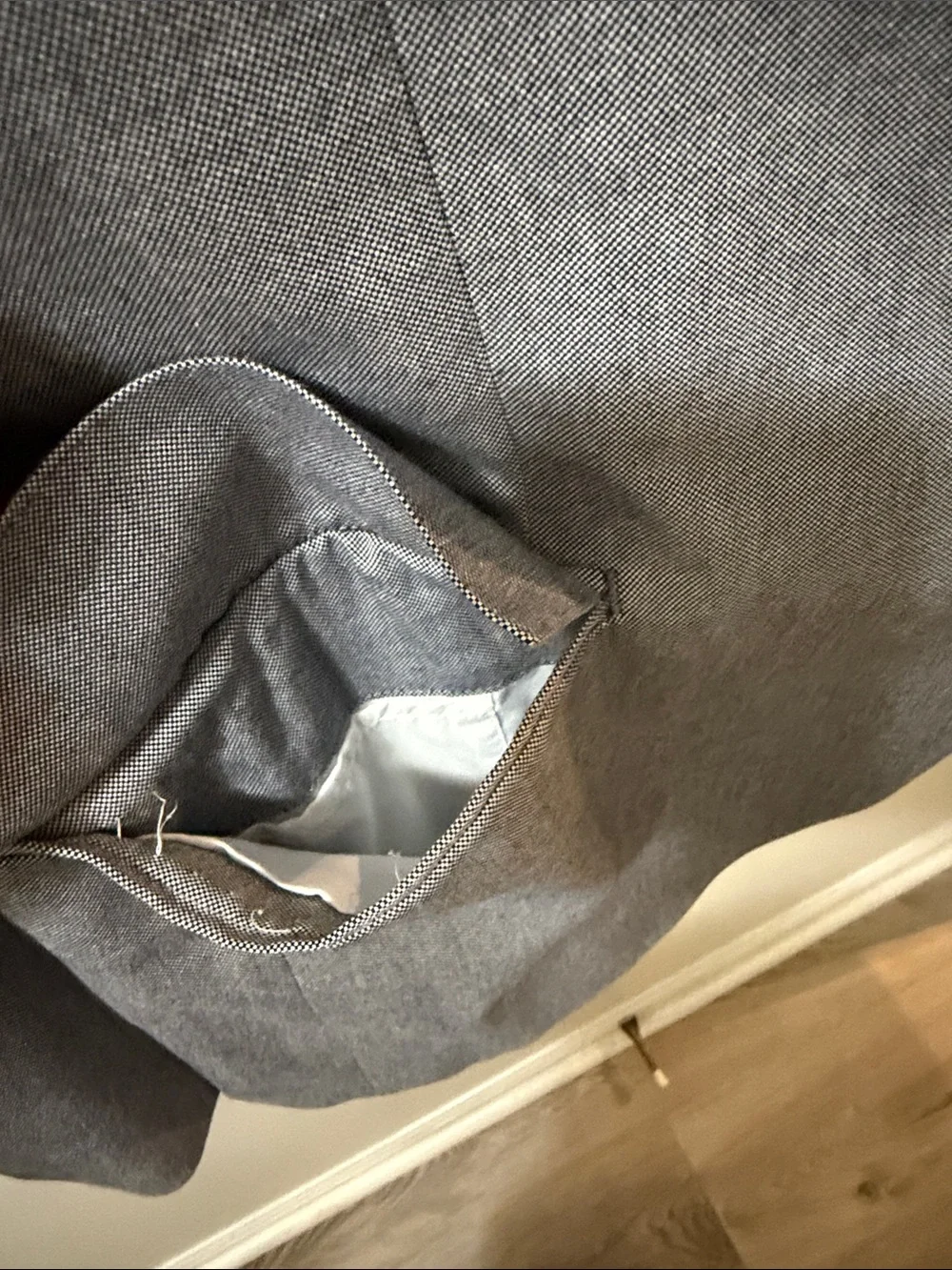 Men’s J. Crew Heather Gray Two-Button Sport Coat Size 40L